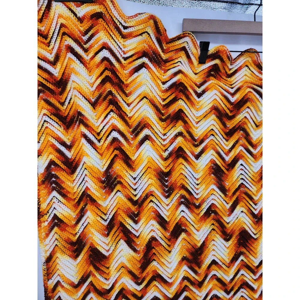 Vintage Handmade Crochet‎ Afghan Blanket Chevron Zig Zag Orange 44x84